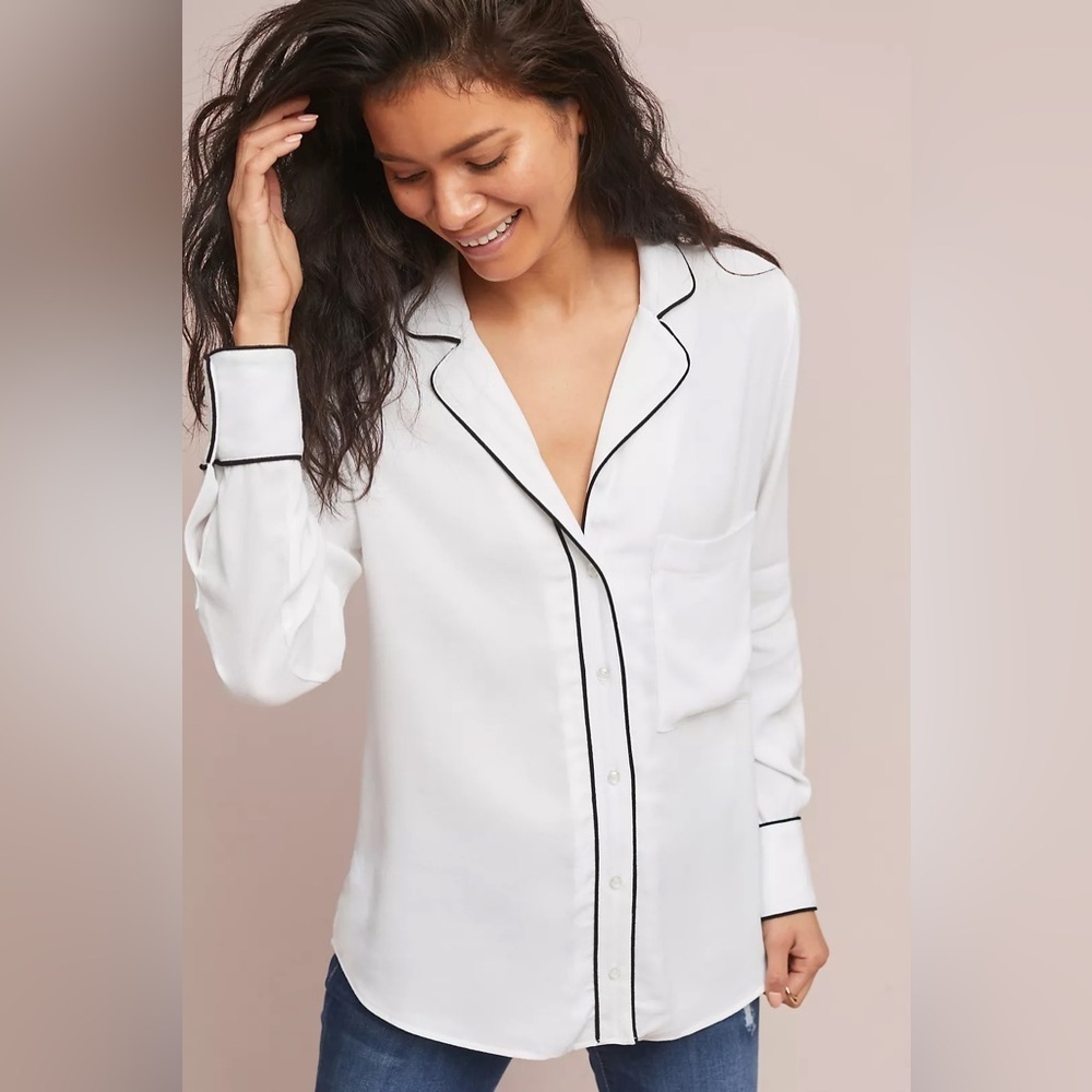 Gibson Latimer Pajama Style White Blouse with Black Piping